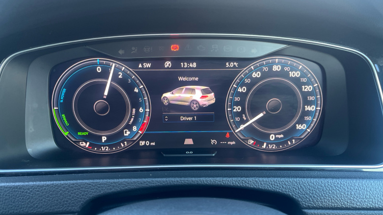 Volkswagen Golf 1.4 TSI GTE Advance 5dr DSG Hatchback